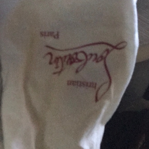 Red bottoms - Picture 3 of 3